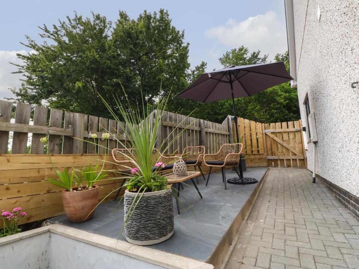 Ty Glan Y Mor - Pwllheli Villa Exterior photo